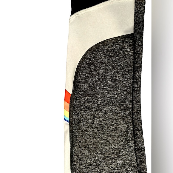Victoria’s Secret PINK High Waisted Black Grey Rainbow Colorblock Leggings XS - Picture 3 of 7